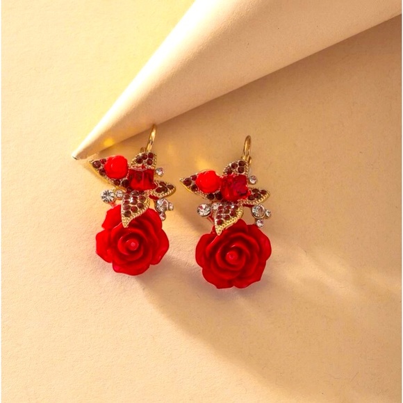 RubyRed Delicate❤️🌹"Roses Are Red" Rhinestone & Gold Leverback Earrings - Picture 11 of 11